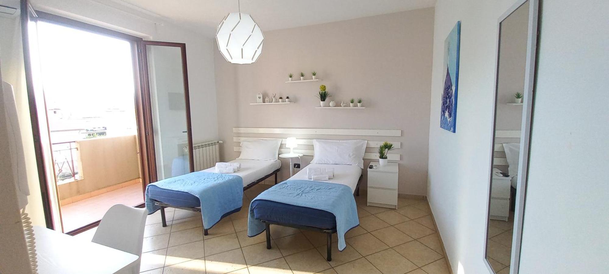 L'Isola Di Ago Apartment Torregrotta Ngoại thất bức ảnh