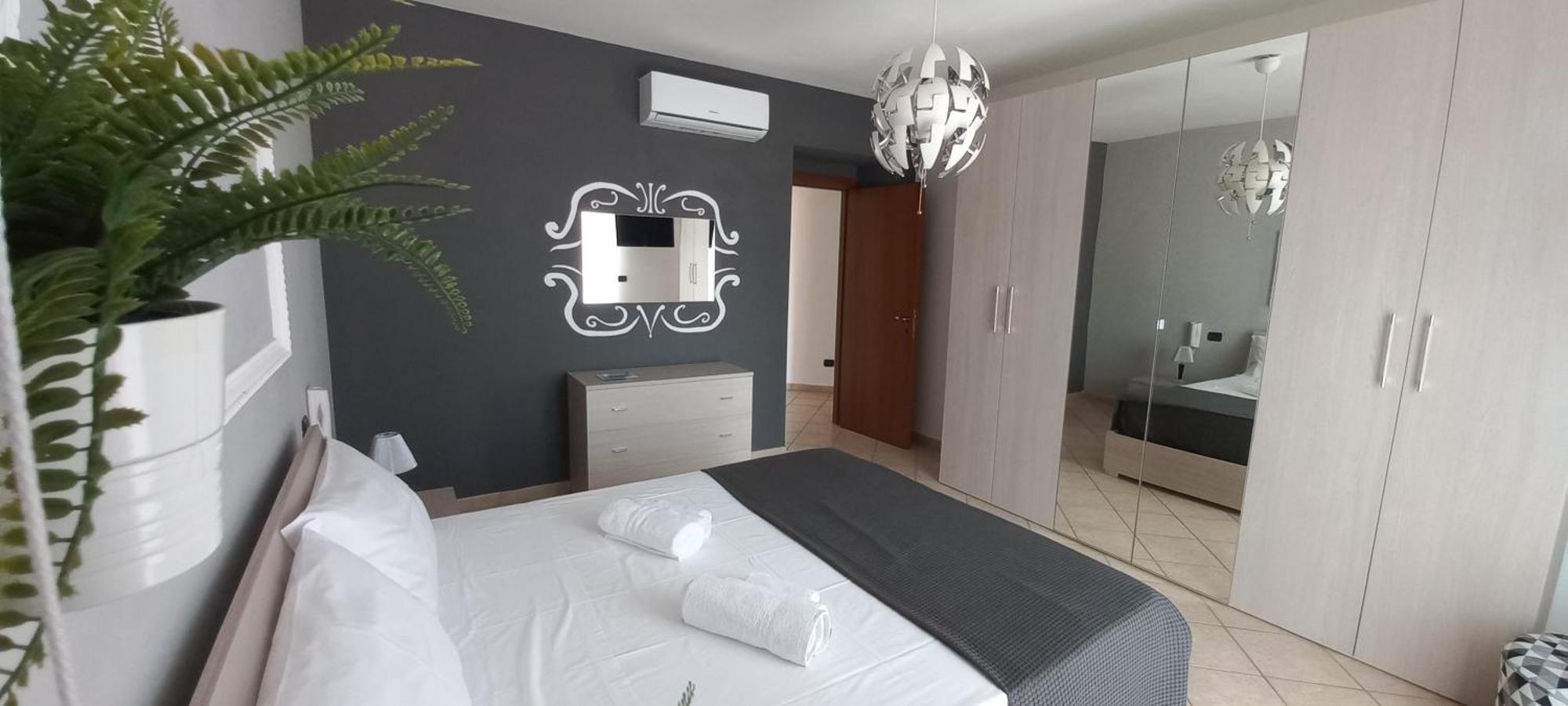 L'Isola Di Ago Apartment Torregrotta Ngoại thất bức ảnh